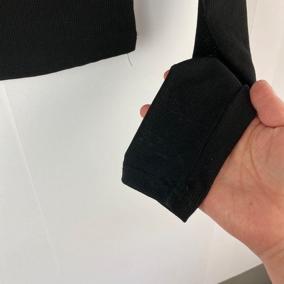 Shein Black long‎ sleeve crop size Medium - Picture 2 of 3